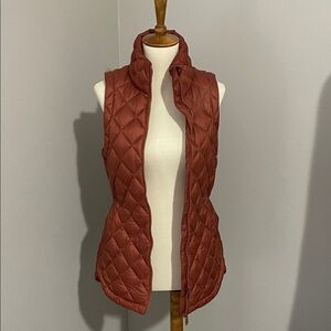 Athleta Quilted Vest - Rust